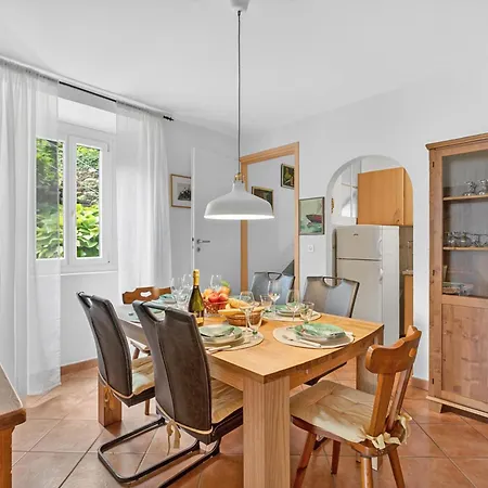 Lejlighed Casa Berta 1 With Balcony For Four - Happy Brissago