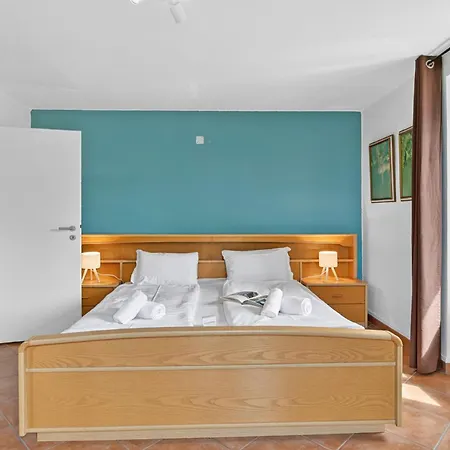 Casa Berta 1 With Balcony For Four - Happy Brissago