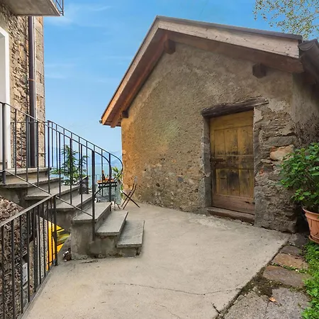 Casa Berta 1 With Balcony For Four - Happy * Brissago